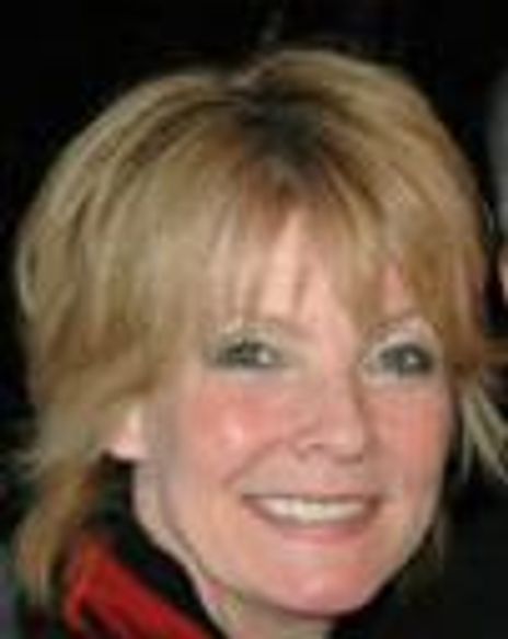Ellen Dolan Headshot