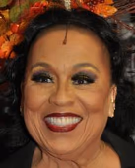 Roz Ryan Headshot
