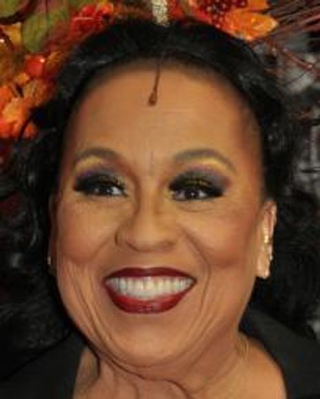 Roz Ryan Headshot