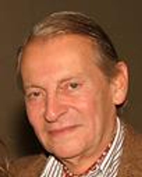 Sirgay Sanger Headshot