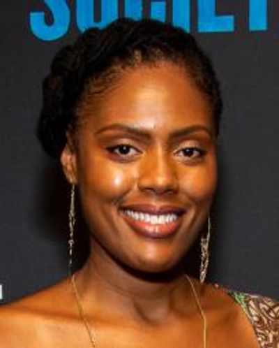 Nikkole Salter Headshot