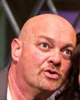 Robert Ellis Headshot