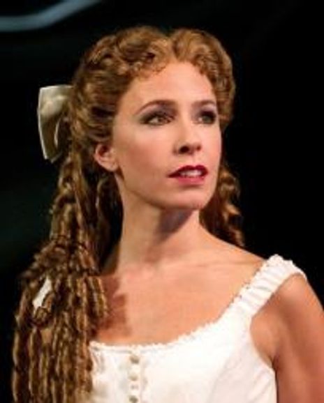 Heather McFadden Headshot