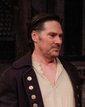 Thomas Gibson Headshot