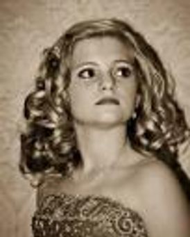 Emily Graham Headshot