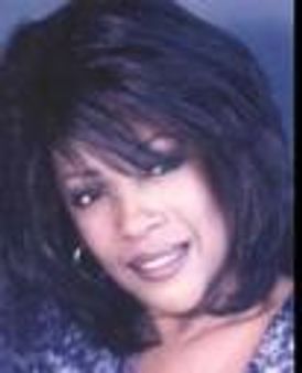 Mary Wilson Headshot