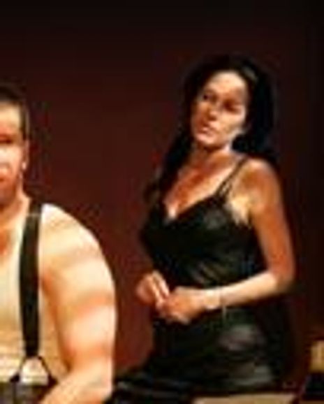 Elizabeth Rothan Headshot