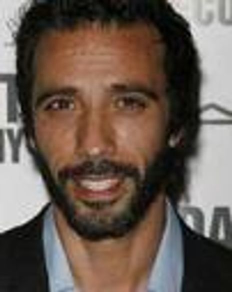 Carlos Leon Headshot