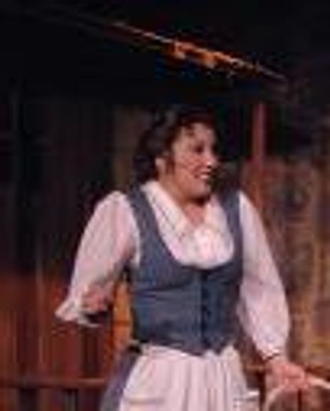 Janine Gulisano-Sunday Headshot