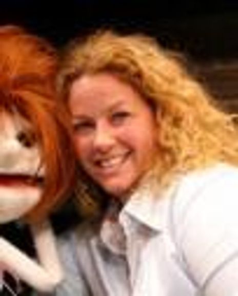 Theresa Cullen Headshot