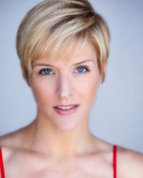 Taryn Darr Headshot