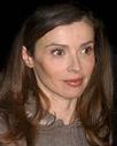 Eve Mavrakis Headshot