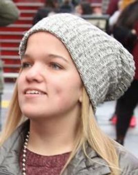 Elizabeth Johnston Headshot