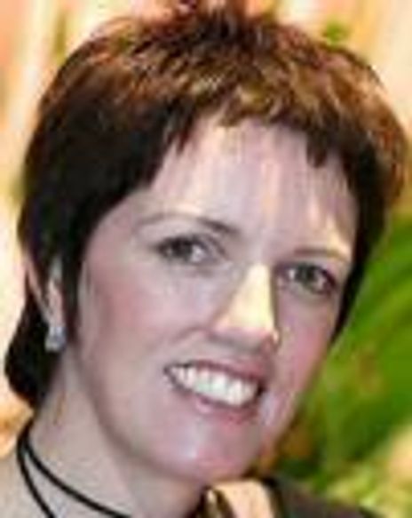 Angela Toohey Headshot