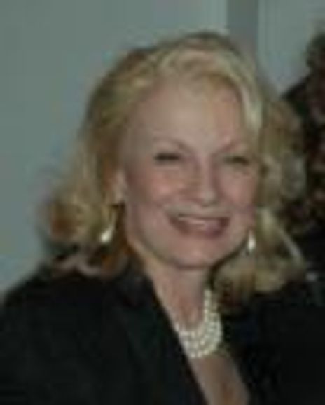 Angela Errico Headshot