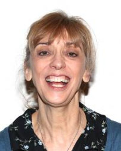 Catherine Cox Headshot