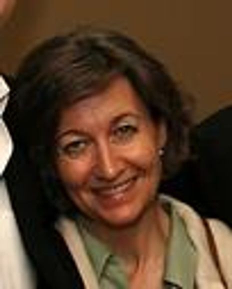 Lori Meyrelles Headshot