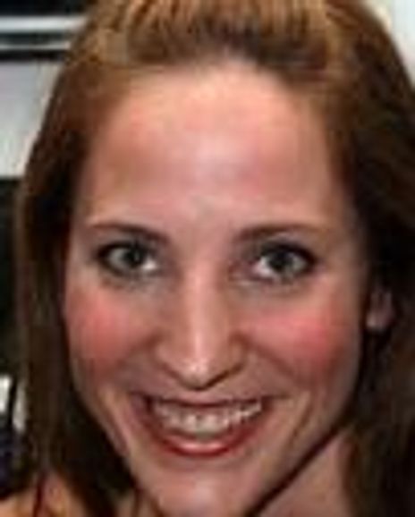 Natalie Ross Headshot