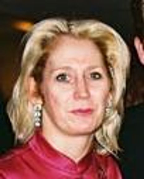 Vicki Downey Headshot