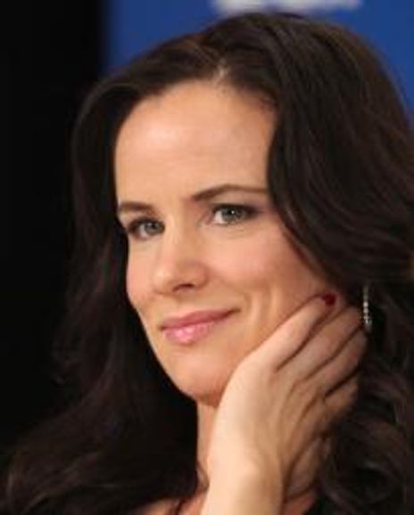 Juliette Lewis Headshot