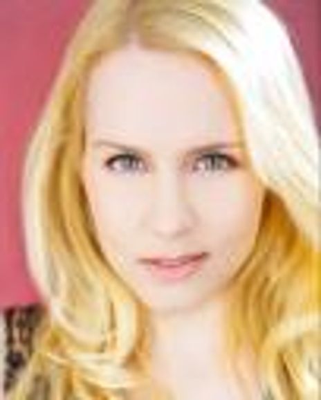 Christine Scharf Headshot