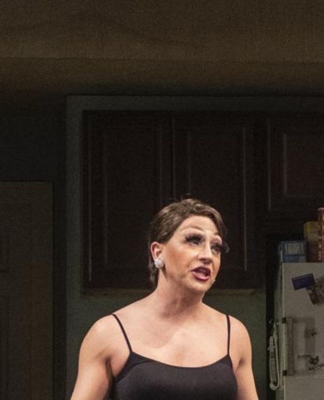 Courter Simmons Headshot