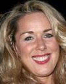 Claire Sweeney Headshot