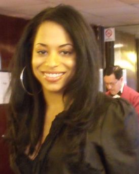 Vivian Nixon Headshot