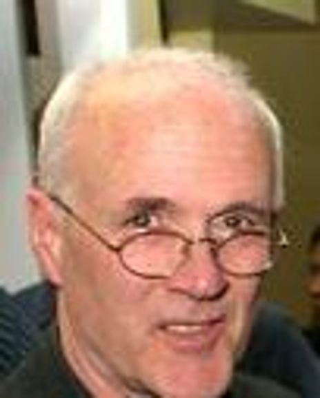 Henry Chalfant Headshot