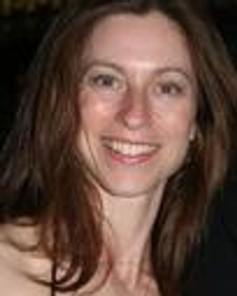 Paula Hensley Headshot