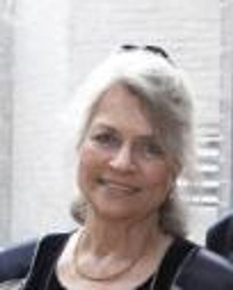 Louise Hirschfeld Headshot