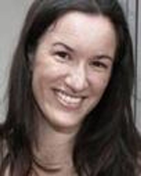 Nina Capelli Headshot