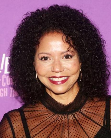 Gloria Reuben Headshot