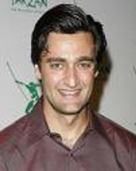 Donnie Keshawarz Headshot