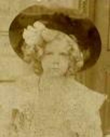 Beryl Pullman Headshot