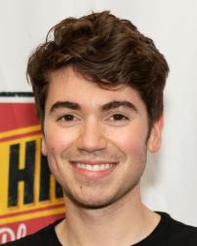 Noah Galvin Headshot