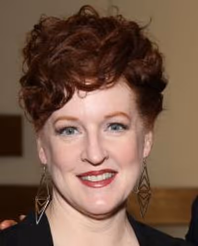 Linda Mugleston Headshot