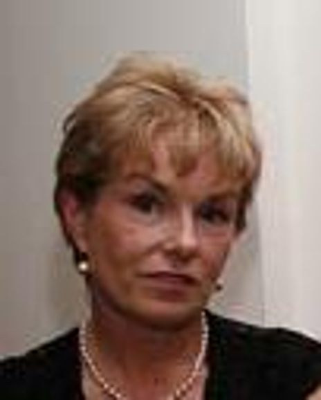 Alma Hynes Headshot