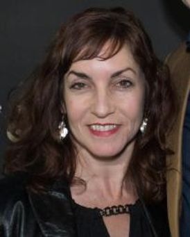 Angela Pupello Headshot