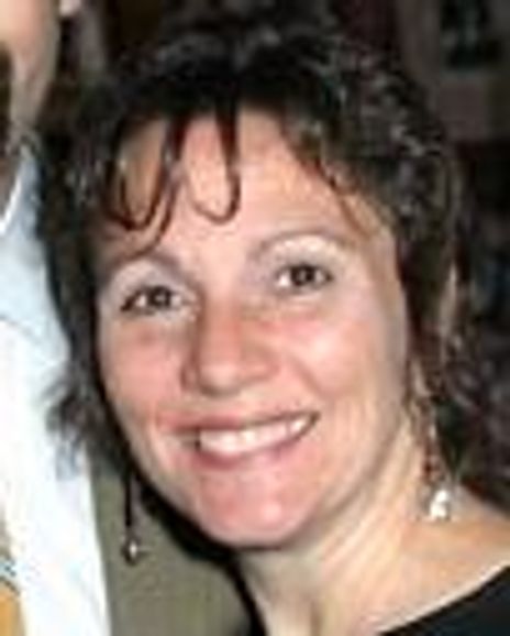 Lauren Class Schneider Headshot