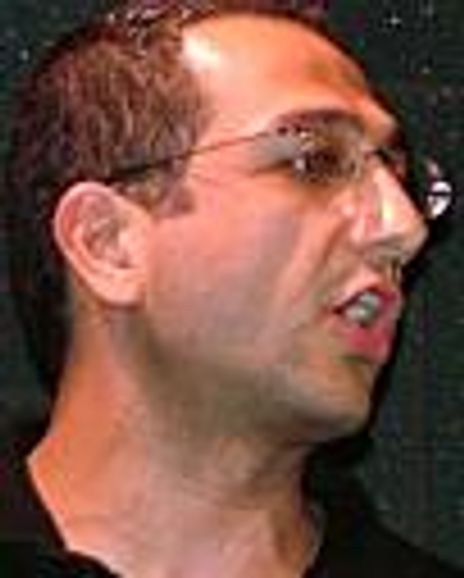 Ali Farahnakian Headshot