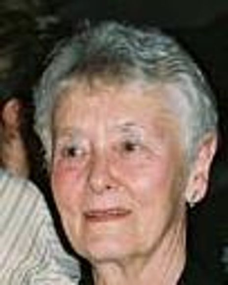 Mary Cumming Headshot