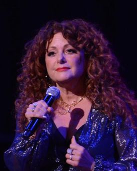 Kelli Rabke Headshot