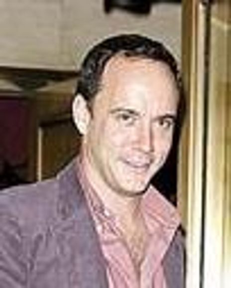 Dave Matthews Headshot