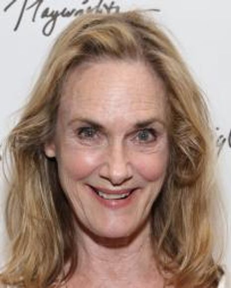 Lisa Emery Headshot
