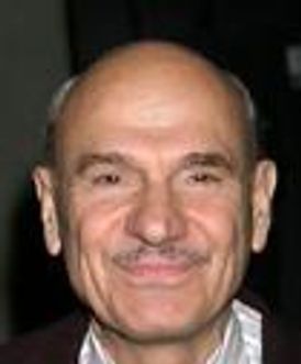 Peter Kybart Headshot