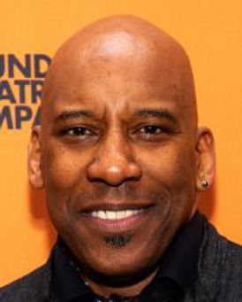 Ezra Knight Headshot