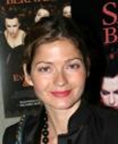 Jill Hennessey Headshot