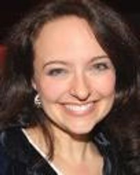 Niki Scalera Headshot