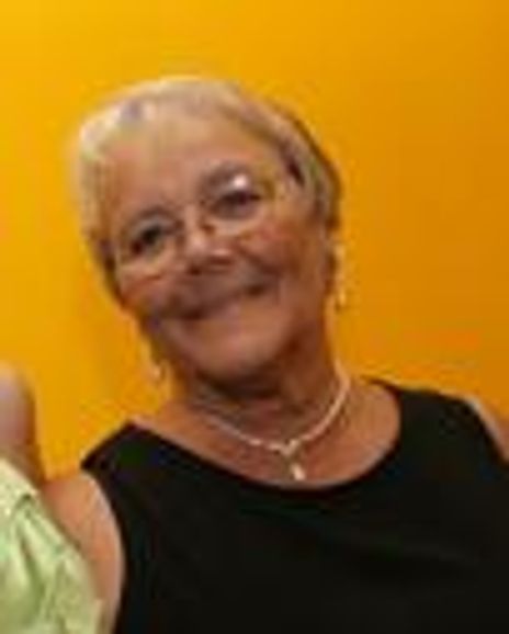 Suzanne Schroeder Headshot